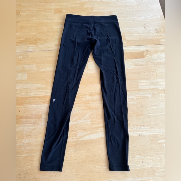 Ivviva by Lululemon Black Leggings - Picture 2 of 3